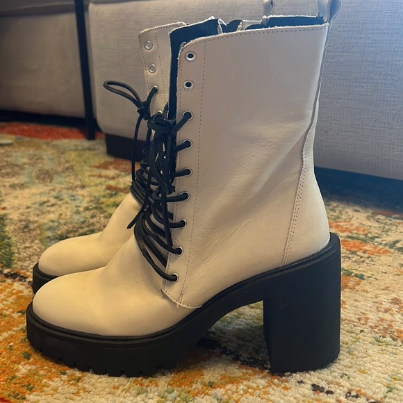 NWOT Free People Dylan Lace Up Boots Sz 39 - Picture 3 of 6